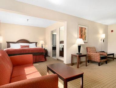La Quinta By Wyndham Hotel