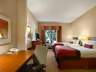 La Quinta By Wyndham Hotel