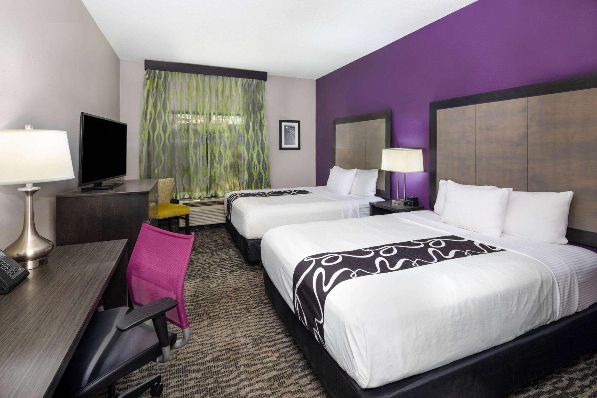 La Quinta By Wyndham Hotel